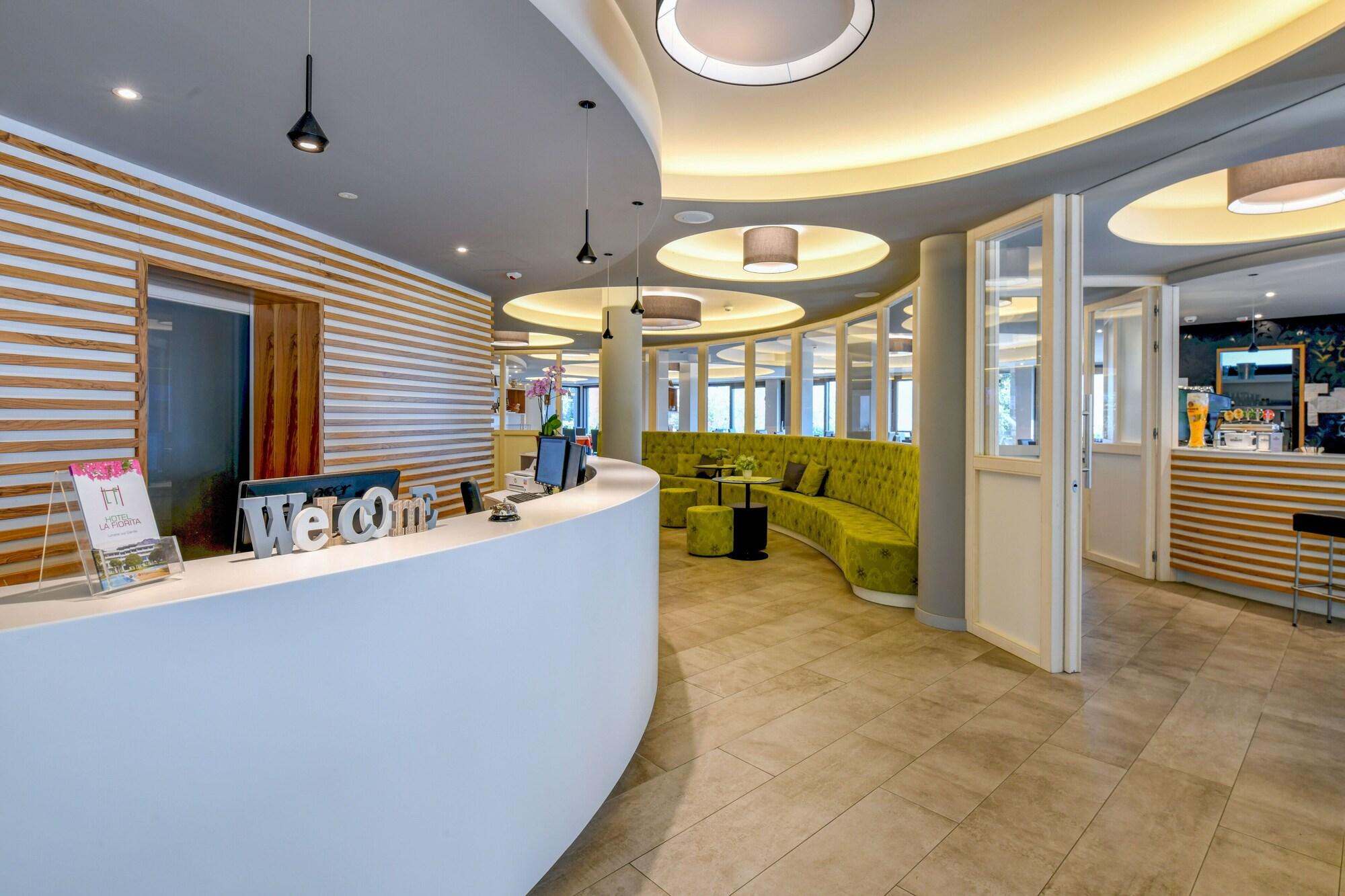 Vista Lobby Hotel La Fiorita
