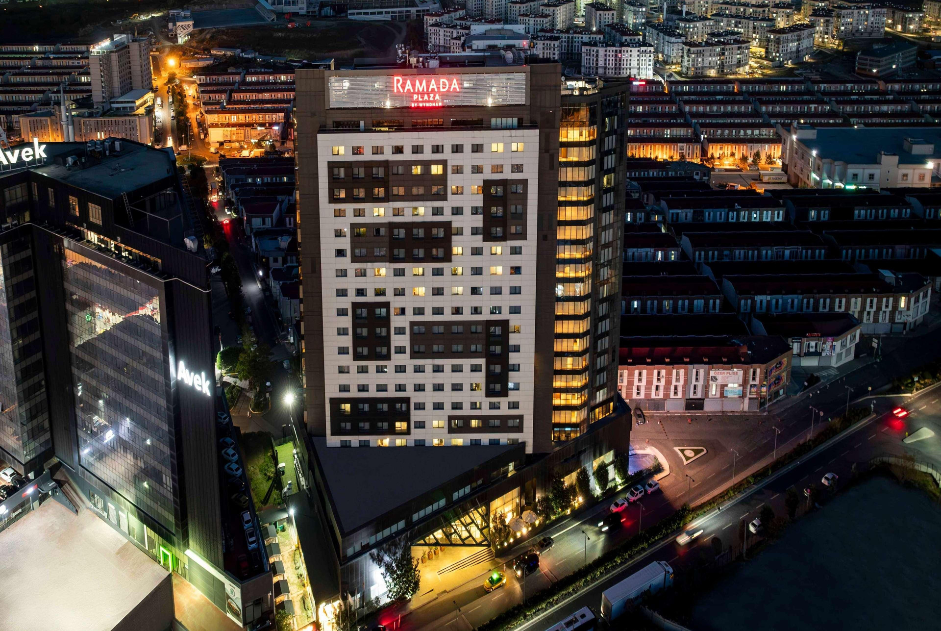 Vista Exterior Ramada Plaza by Wyndham Istanbul Tekstilkent