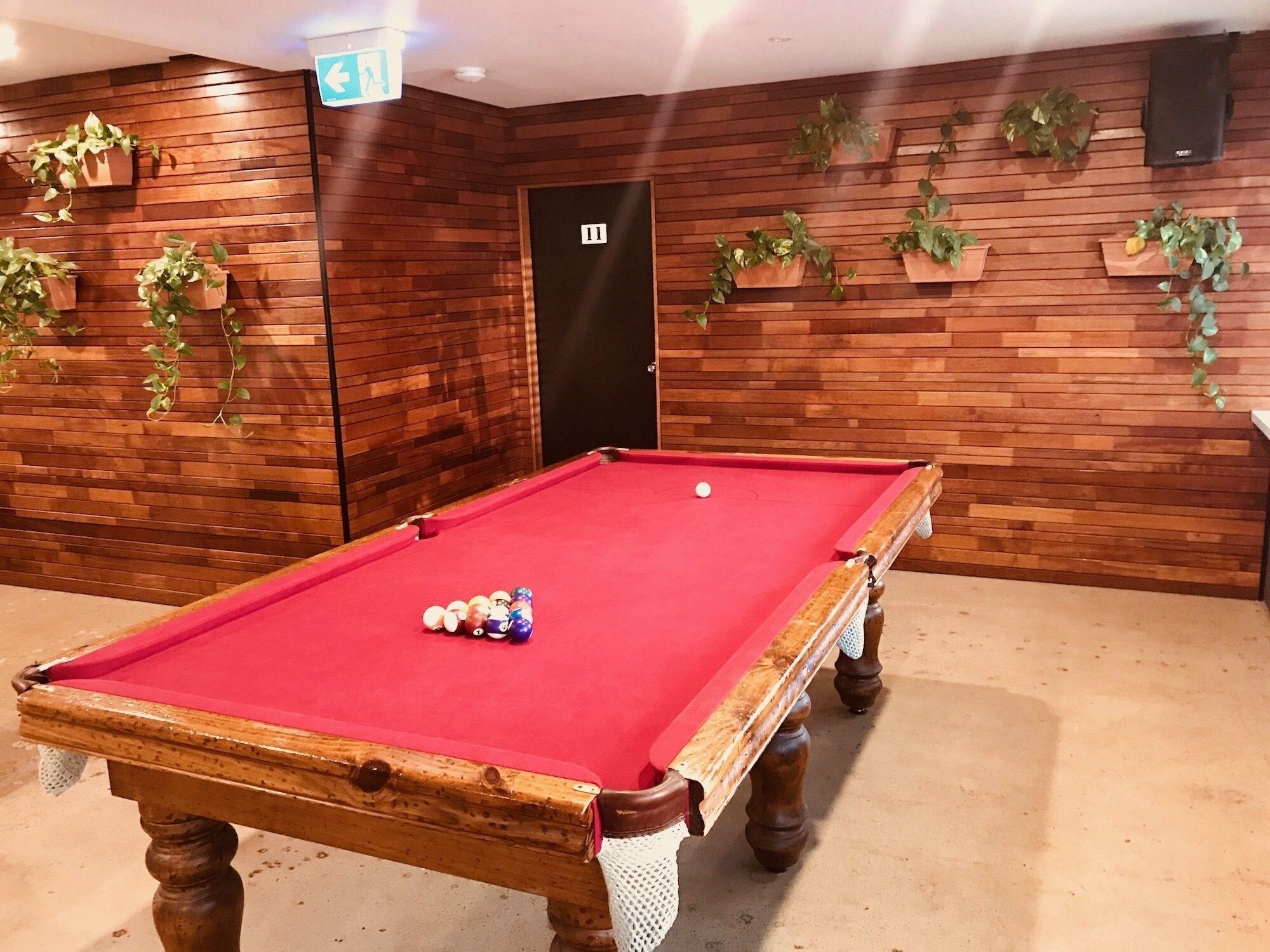 Varios Down Under Hostels - Surfers Paradise