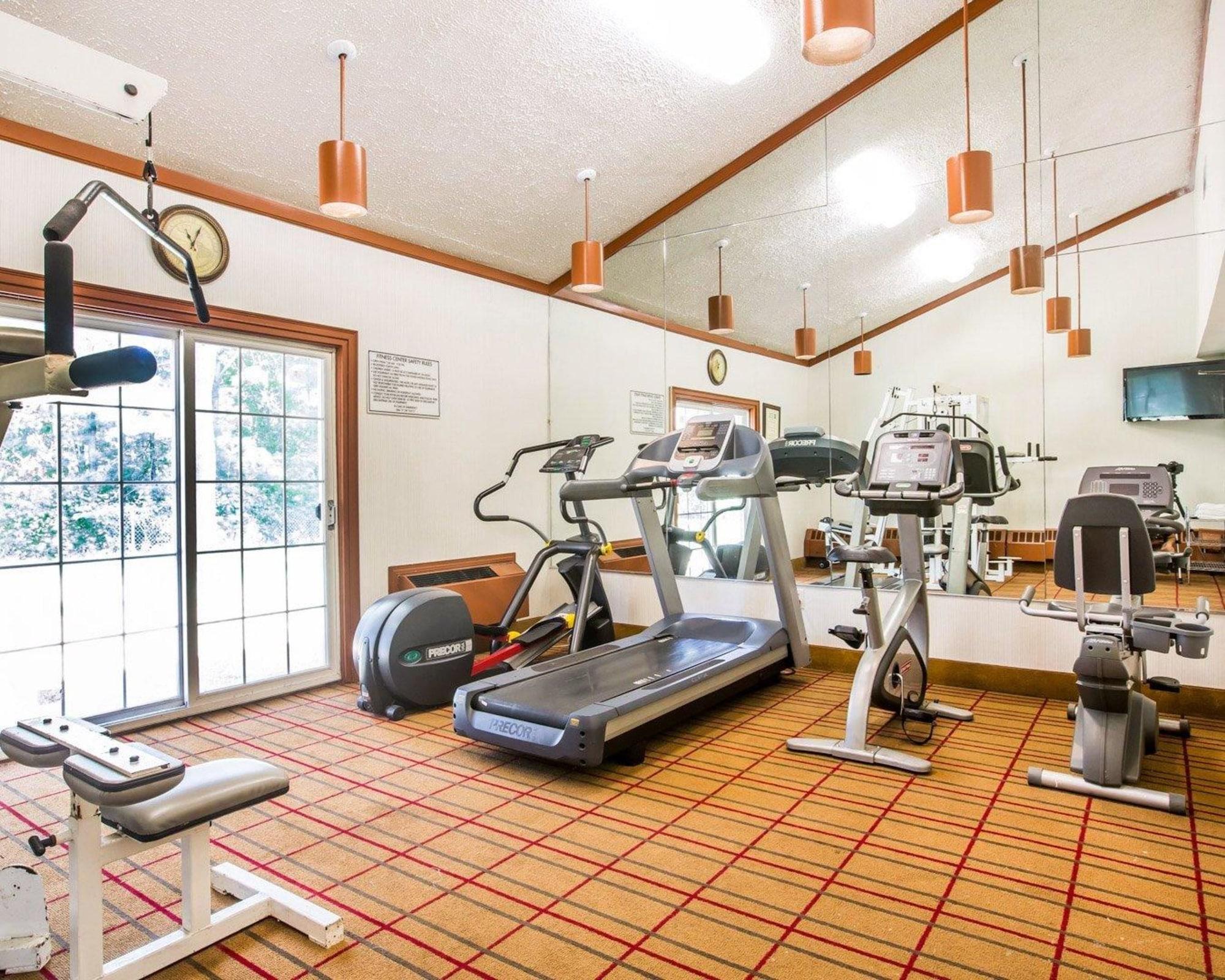 Gimnasio Quality Inn & Conference Center Brattleboro North