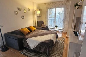 Alquiler Vacacional - Cozy 1-bedroom penthouse with WiFi and AC in charming Fuengirola, Torreblanca