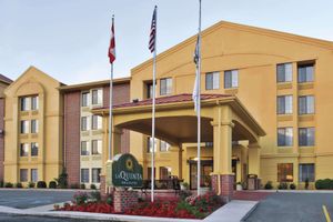 Alojamiento - La Quinta Inn Suites By Wyndham Summersville