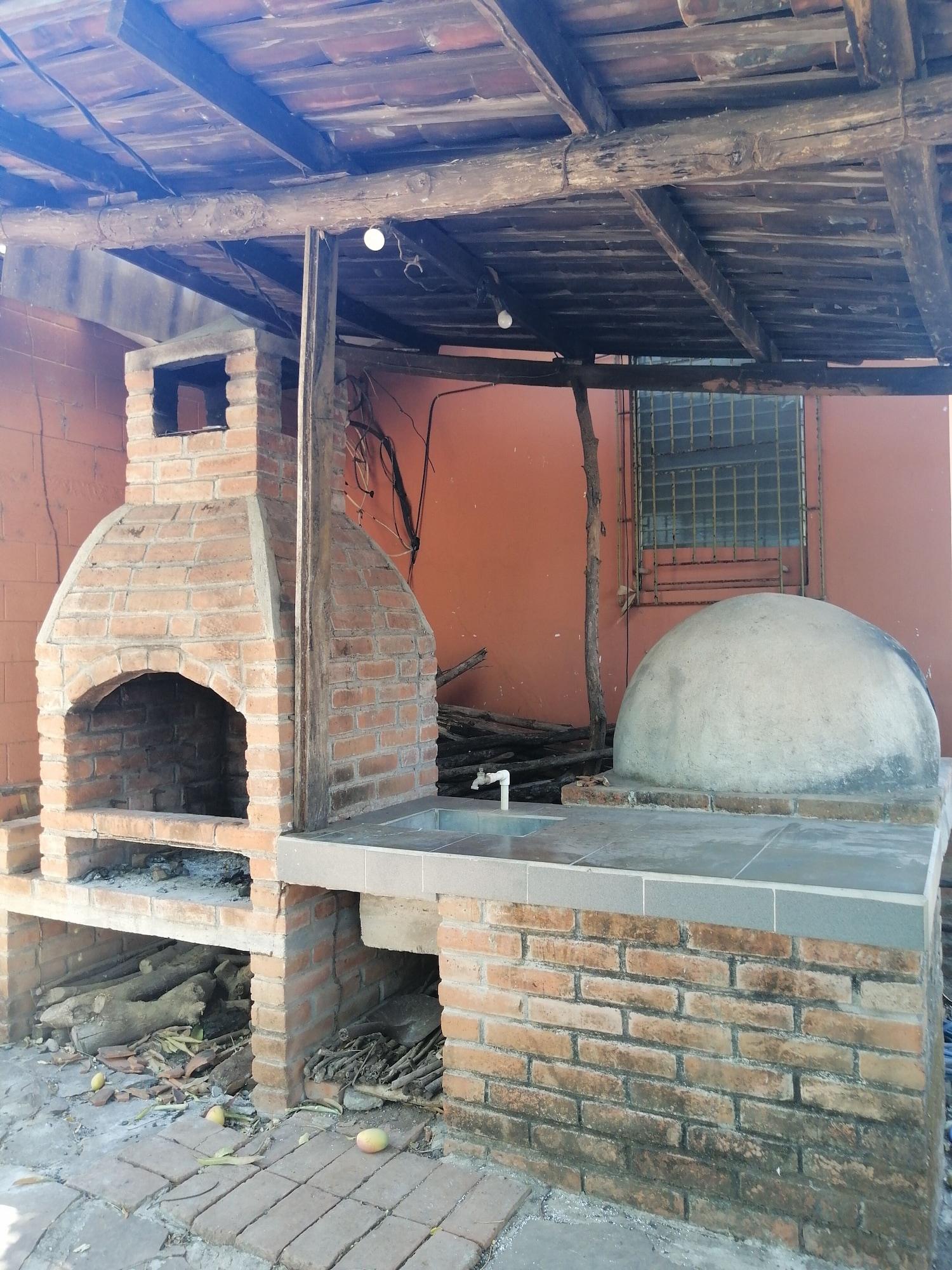 Vista Exterior Atlakamani Surfing Resort