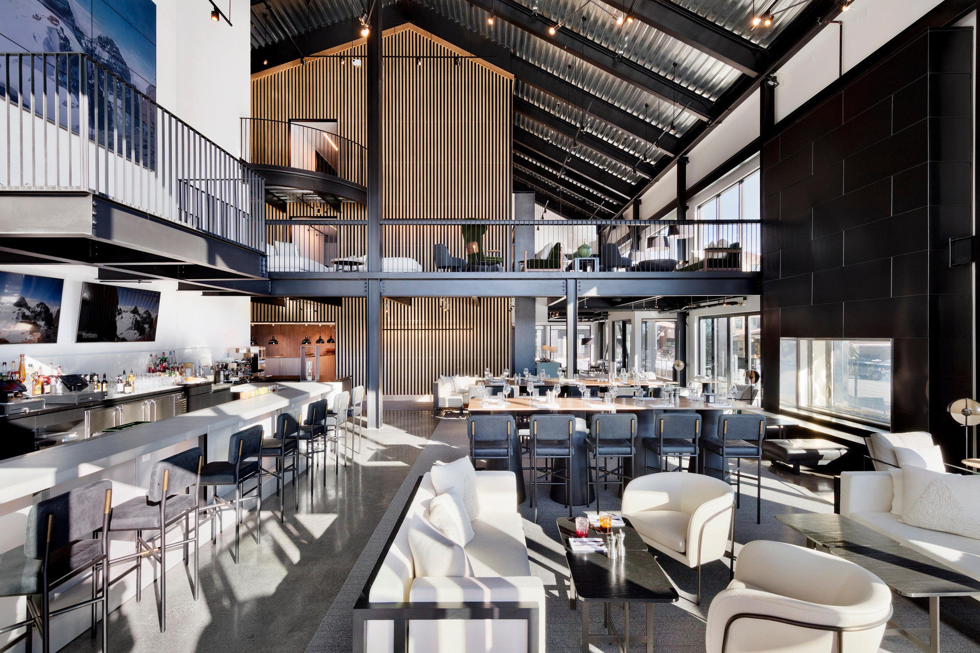 Bar/Salón Gravity Haus Jackson Hole