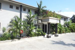 Alojamiento - Renaissance LodgePlus