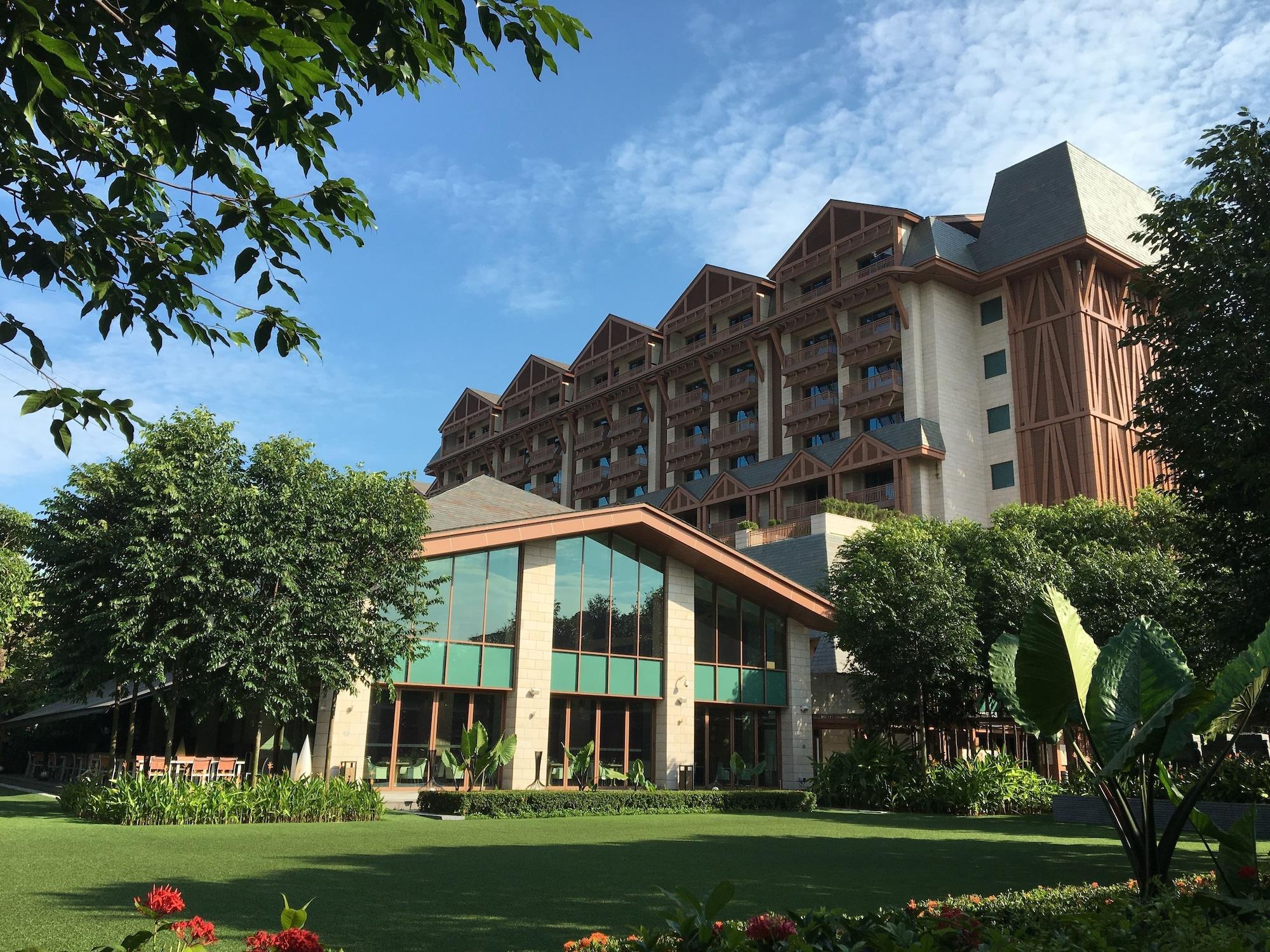 Vista Exterior Resorts World Sentosa - Equarius Hotel
