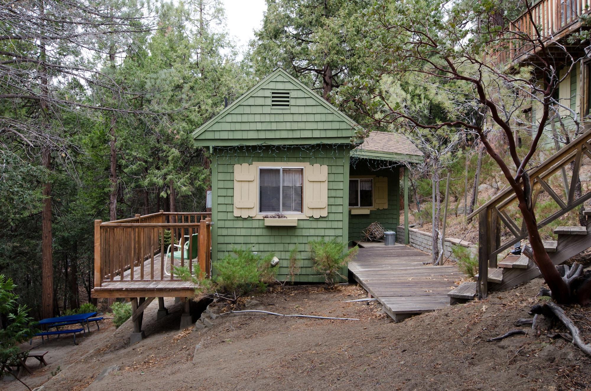 Vista Exterior Idyllwild Bunkhouse