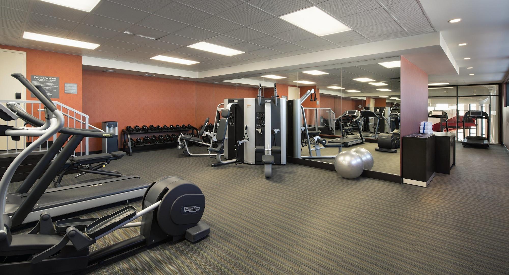 Gimnasio Courtyard by Marriott Calgary South