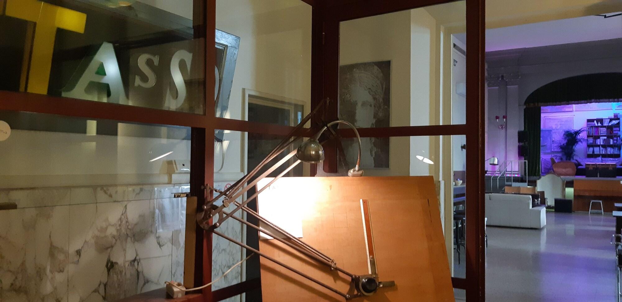 Vista Lobby Ostello Tasso