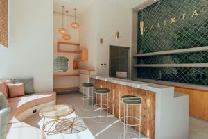 Alojamiento - Unique Deluxe King with a beautiful rooftop and pool