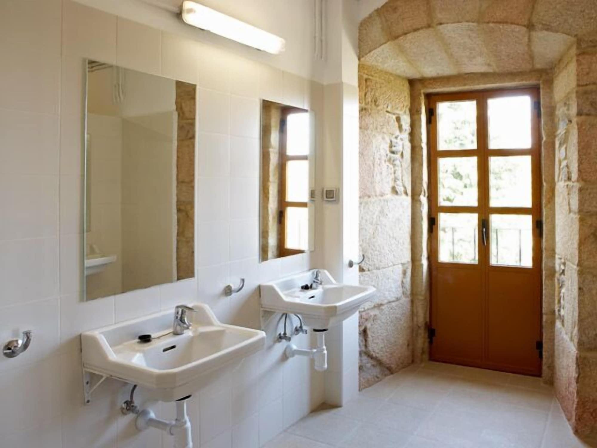 Equipamiento de Habitación Albergue Monasterio de La Magdalena - Hostel