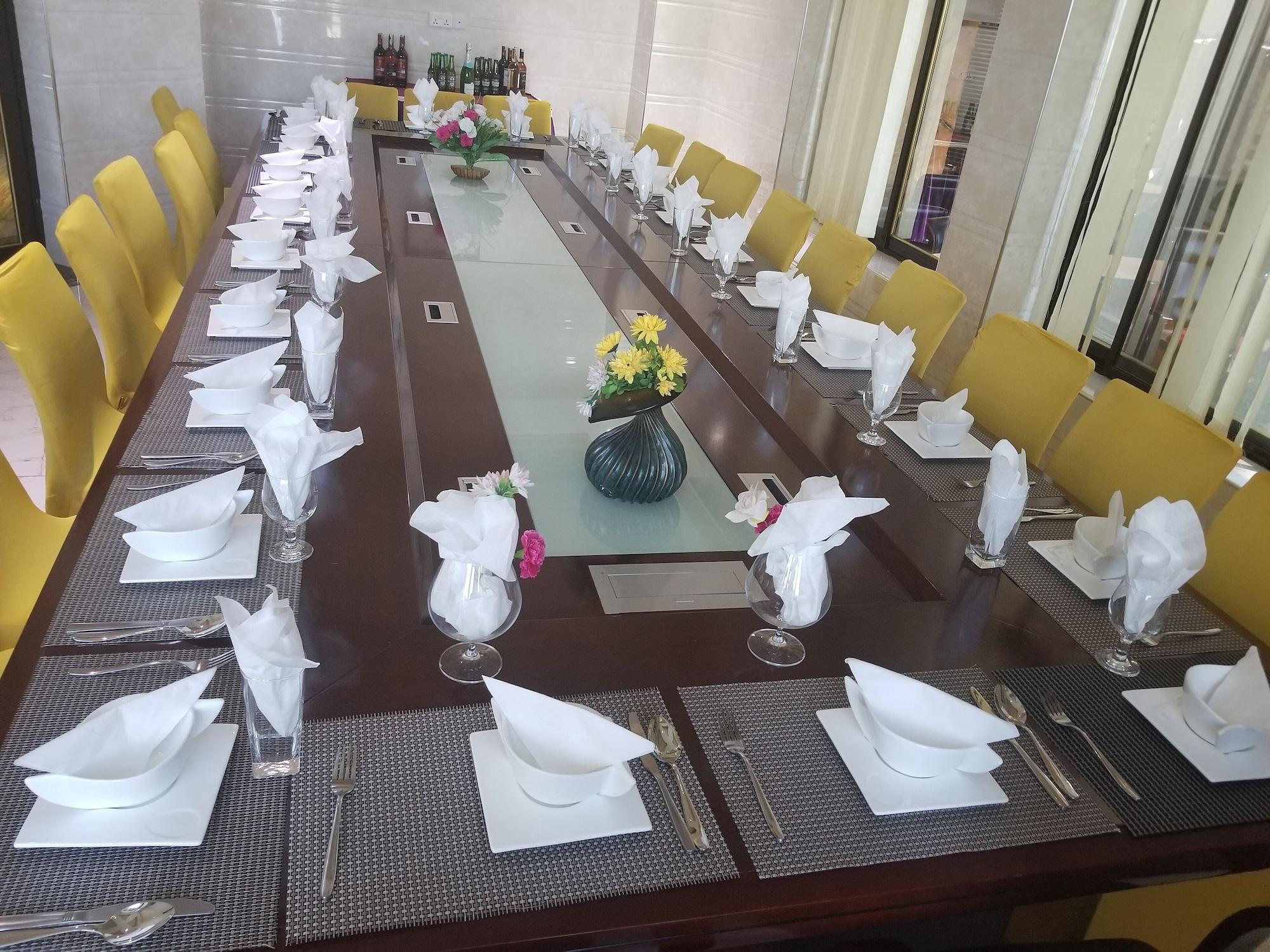 Sala de Reuniones Star City Hotel