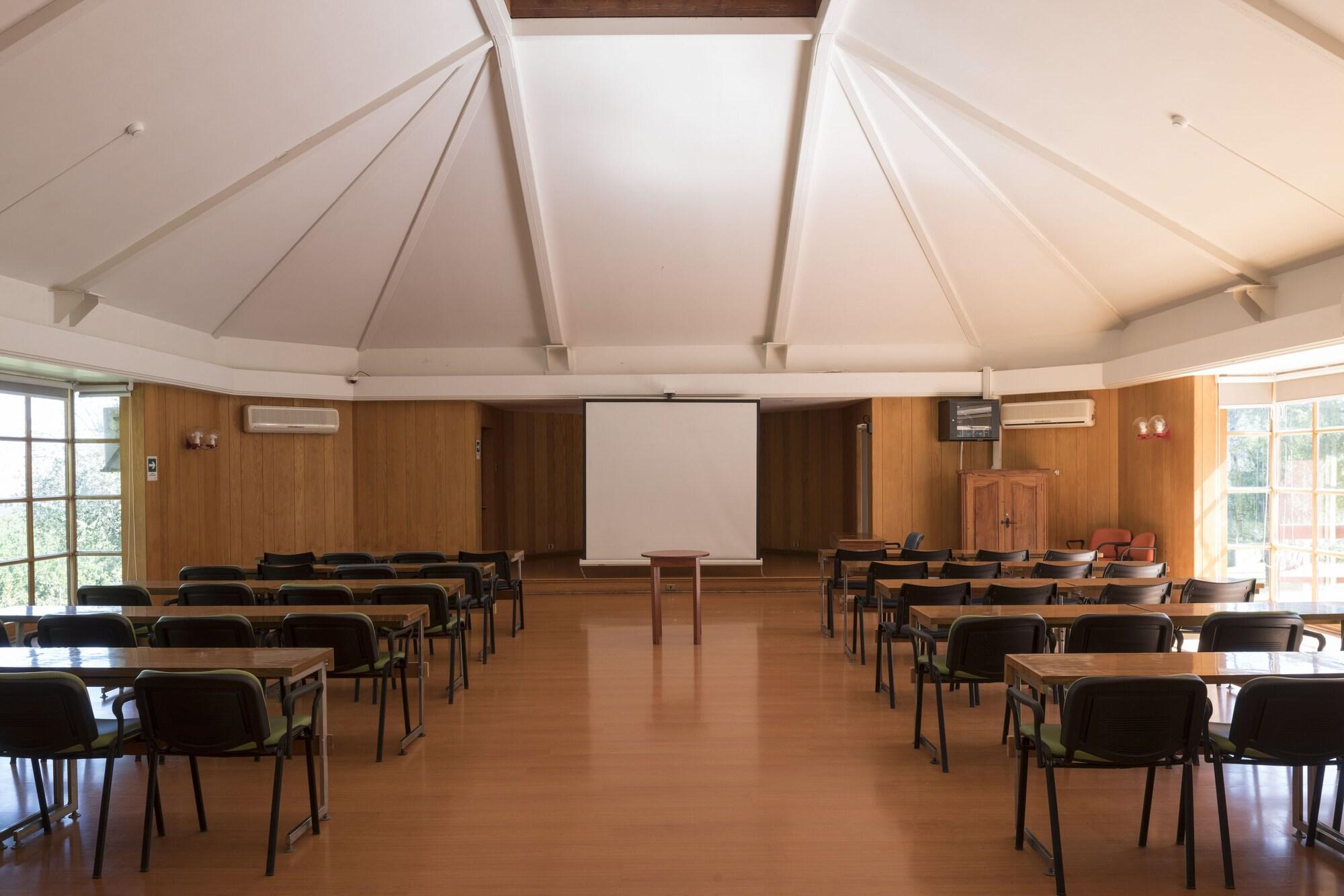 Sala de Reuniones Hotel y Cabañas Palomar - Caja los Andes