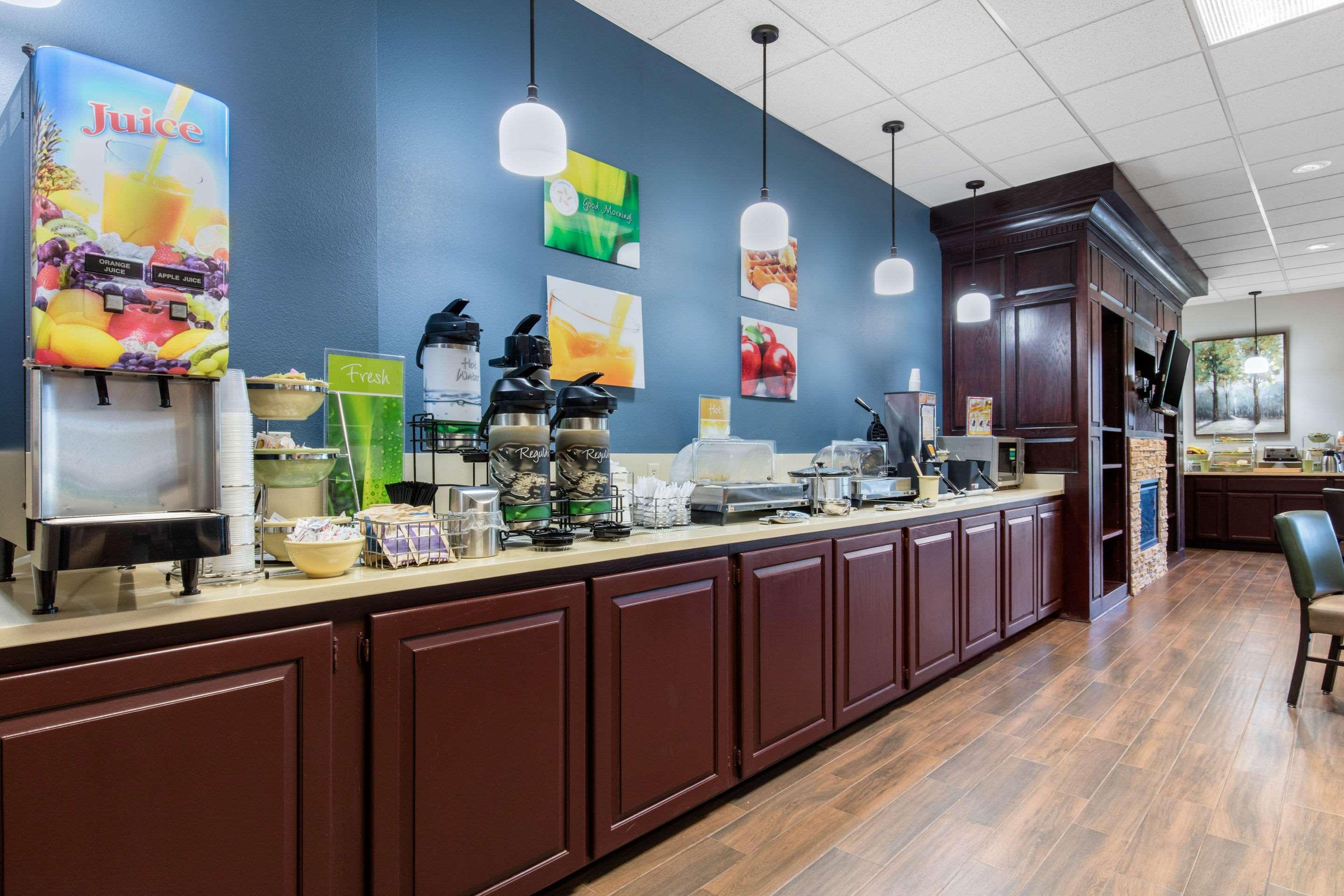 Restaurant Quality Inn & Suites Mountain Home North