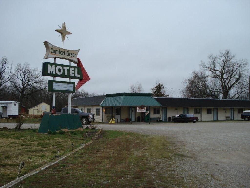 Vista Exterior Comfort Green Motel