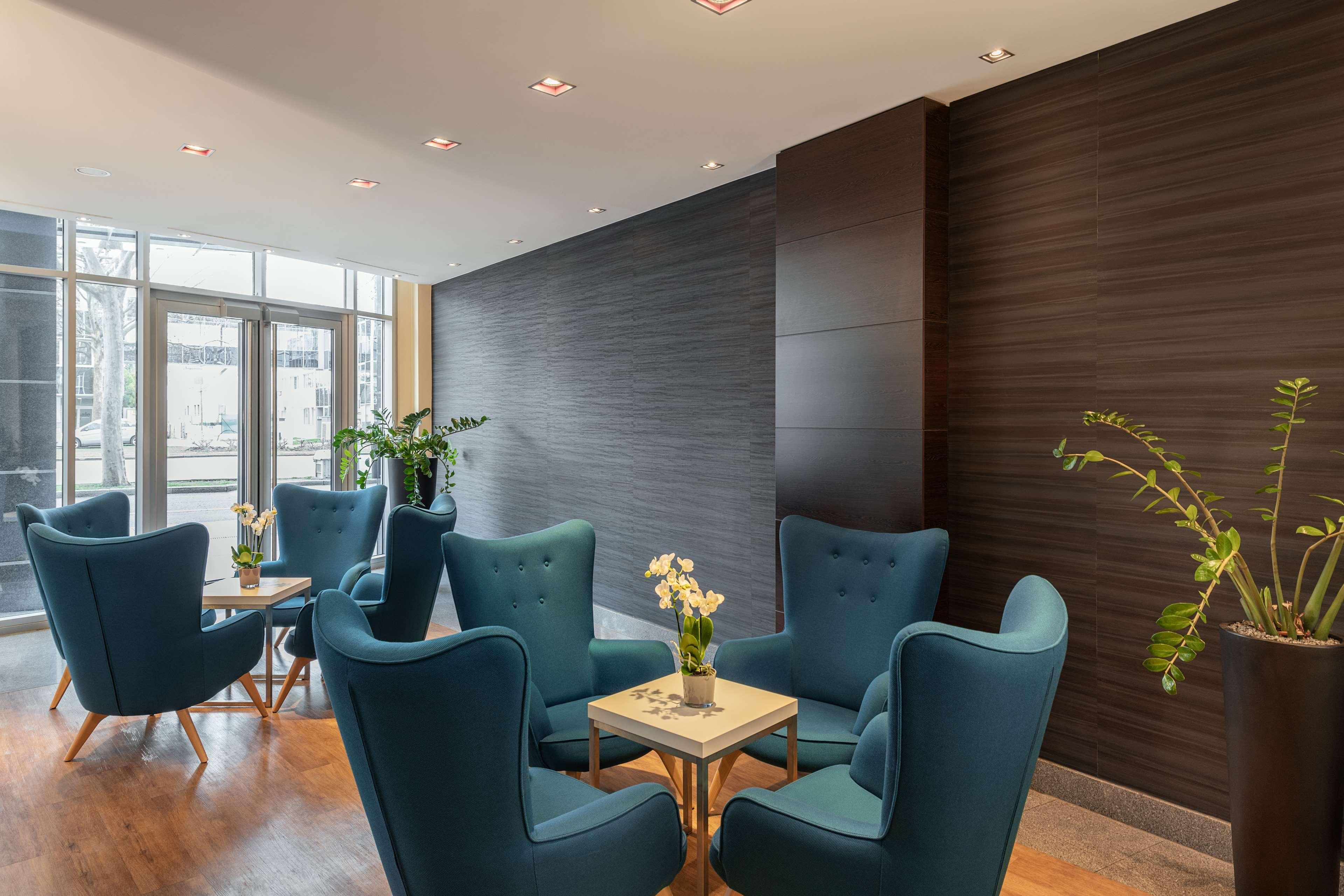 Vista Lobby NH Danube City