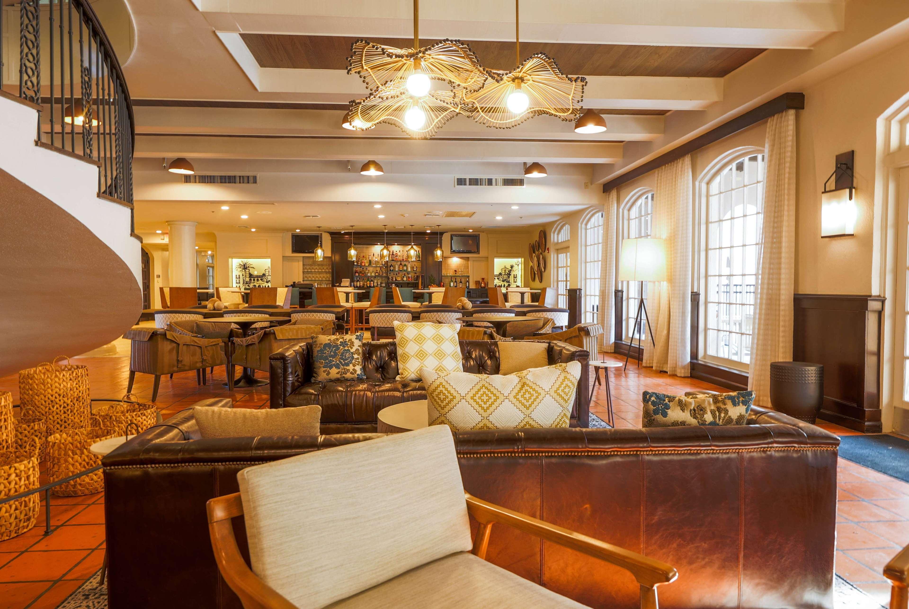 Vista Lobby Casa De Palmas, Trademark Collection by Wyndham