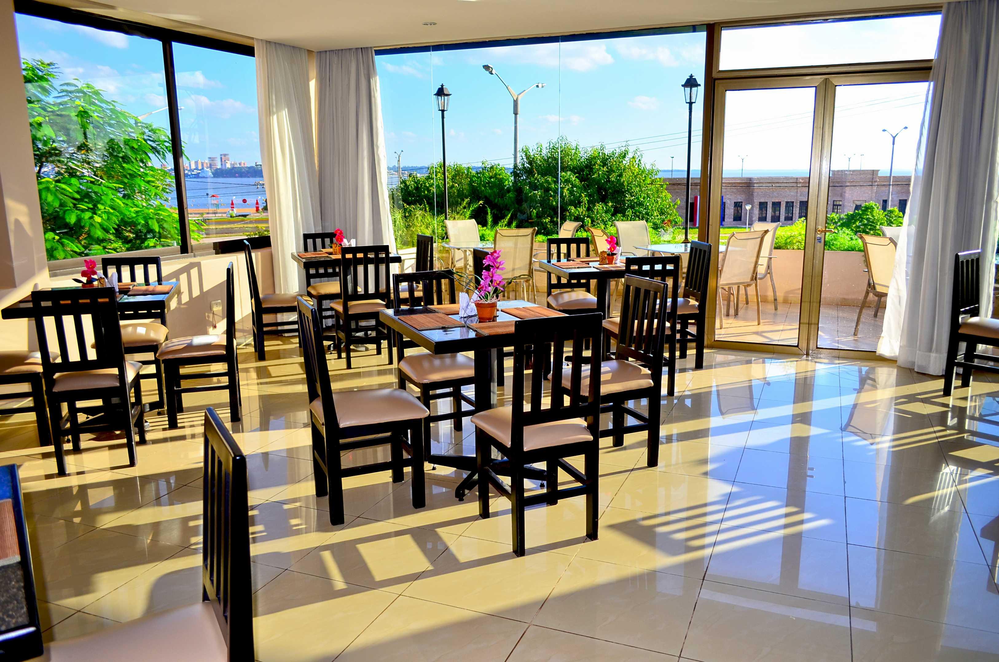 Restaurant De la Costa Hotel