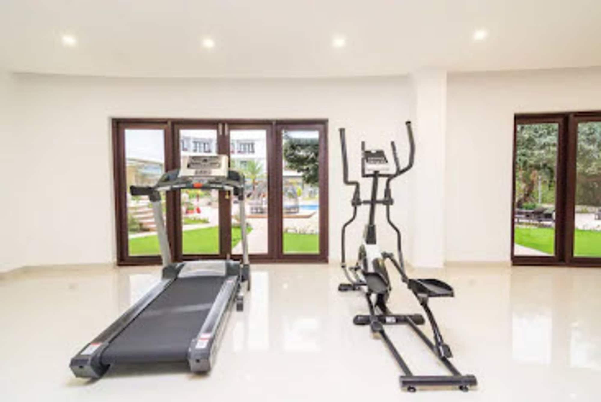 Gimnasio Park Regis Goa