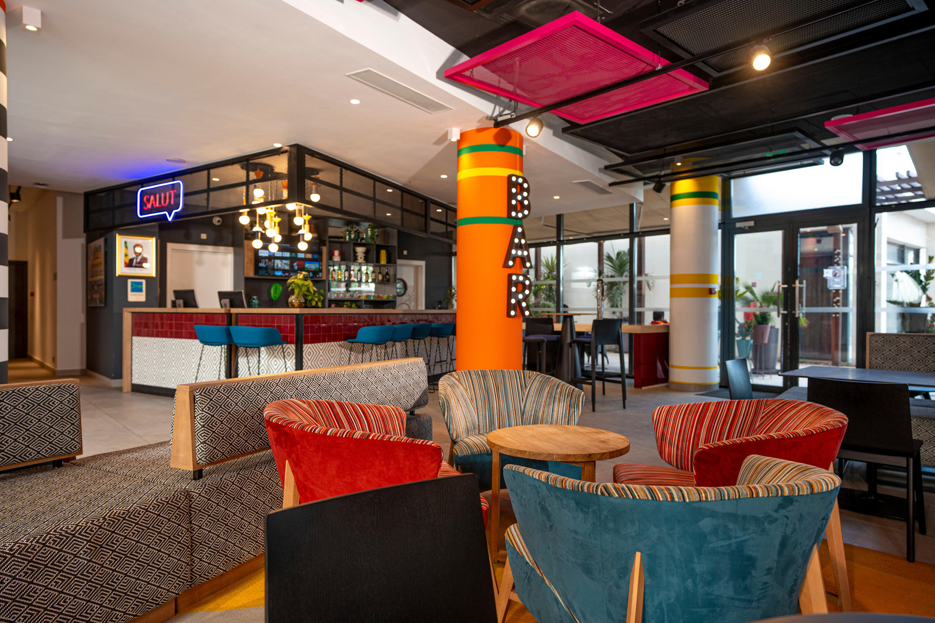 Vista Lobby Ibis Styles Dakar