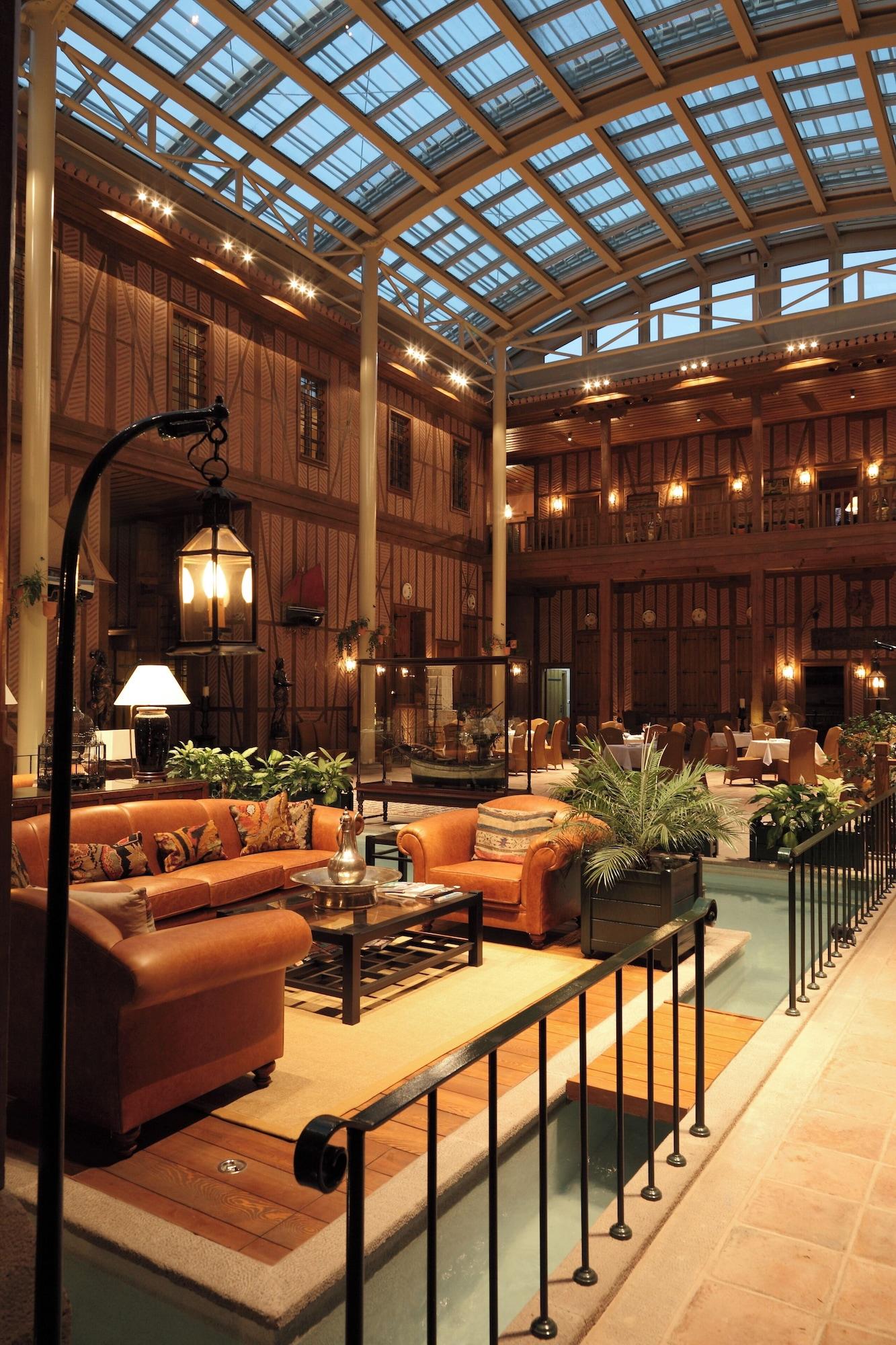 Vista Lobby Divan Cukurhan - Boutique Class