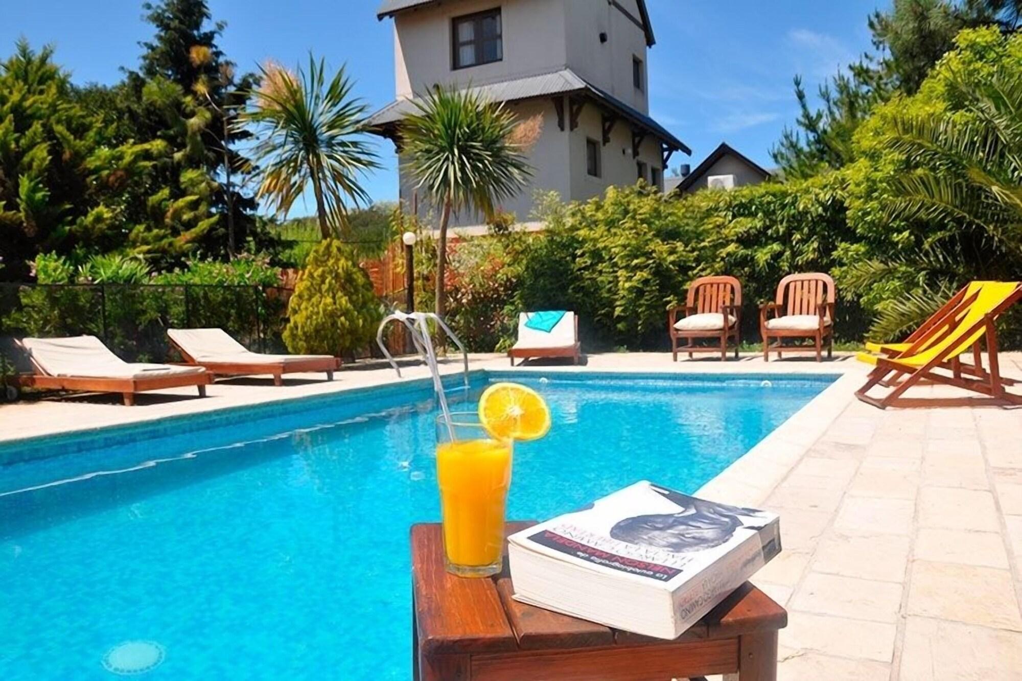 Vista Piscina Solar Pampa Apart Hotel