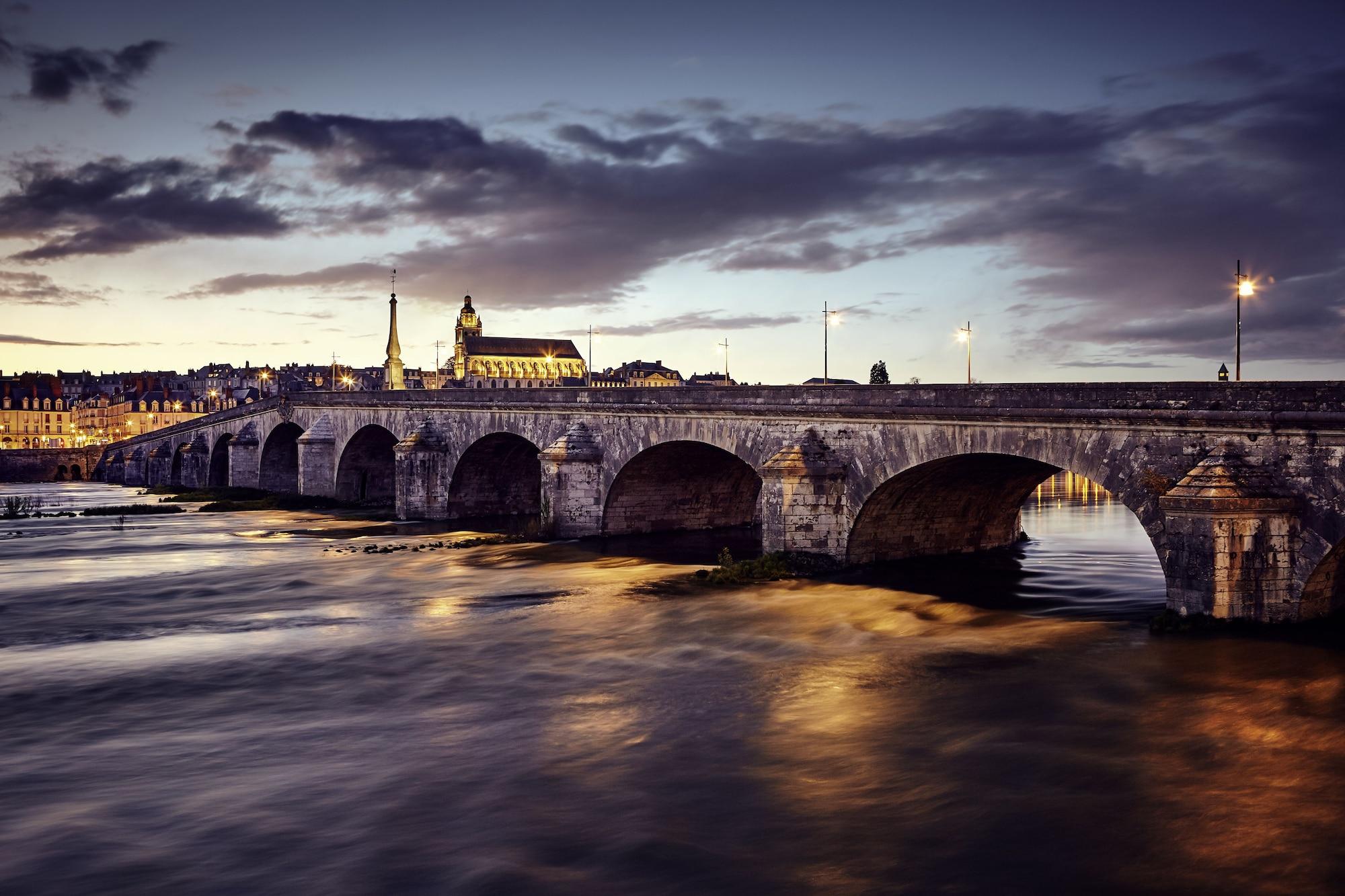 Vista Exterior Mercure Blois Centre