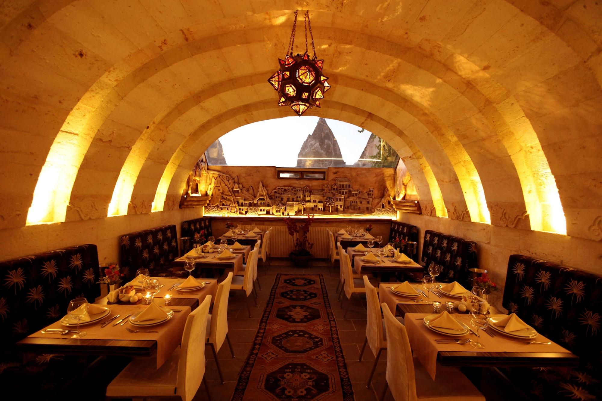 Restaurant Miras Hotel - Special Class