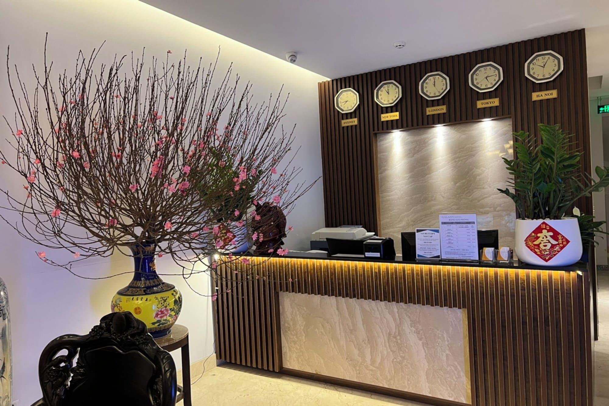 Vista Lobby GALAXY AIRPORT HOTEL