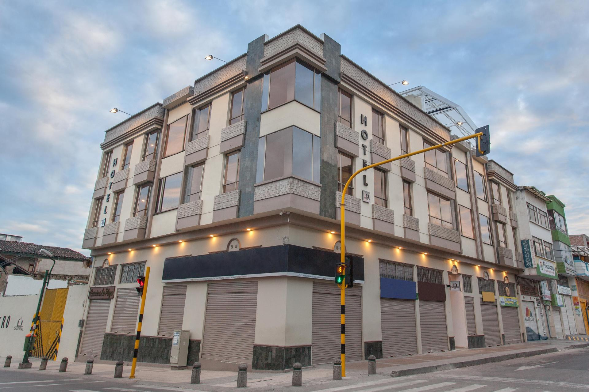 Vista Exterior Hotel Plaza Carnaval