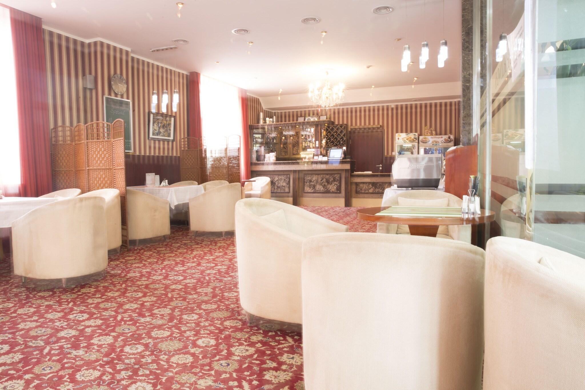 Bar/Salón Springs Hotel Ulaanbaatar