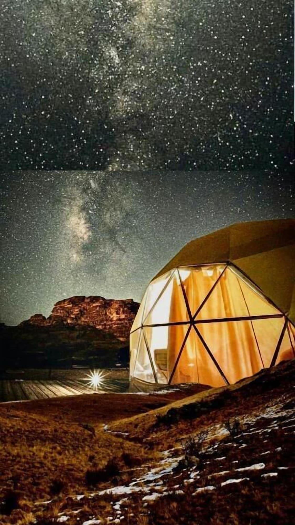 Varios LAVRA lUXURY CAMP