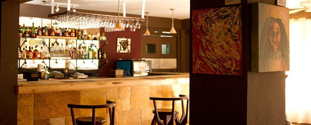 Bar/Lounge Altamont West Hotel