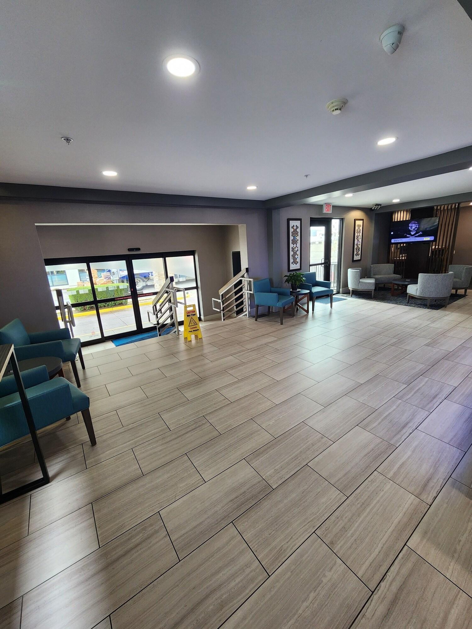 Vista Lobby Holiday Inn Express Lompoc by IHG