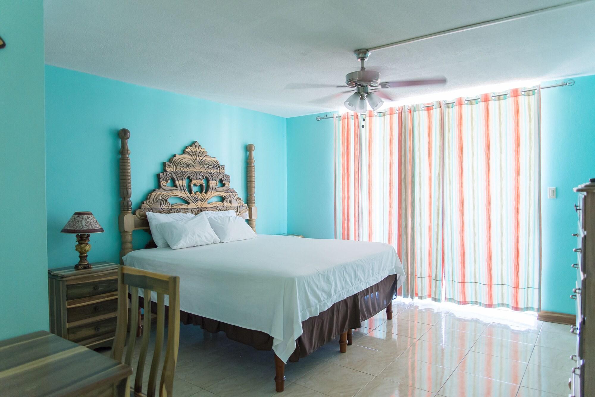Varios Montego Bay Club Apartments