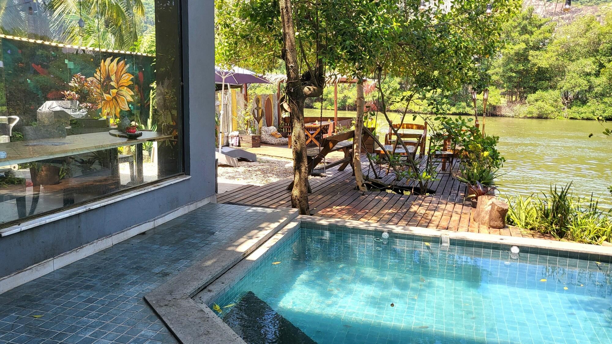 Varios Casanova Residence