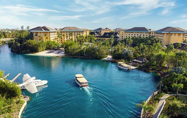 Loews Royal Pacific Resort - Hoteles cerca de Universal Studios en Orlando