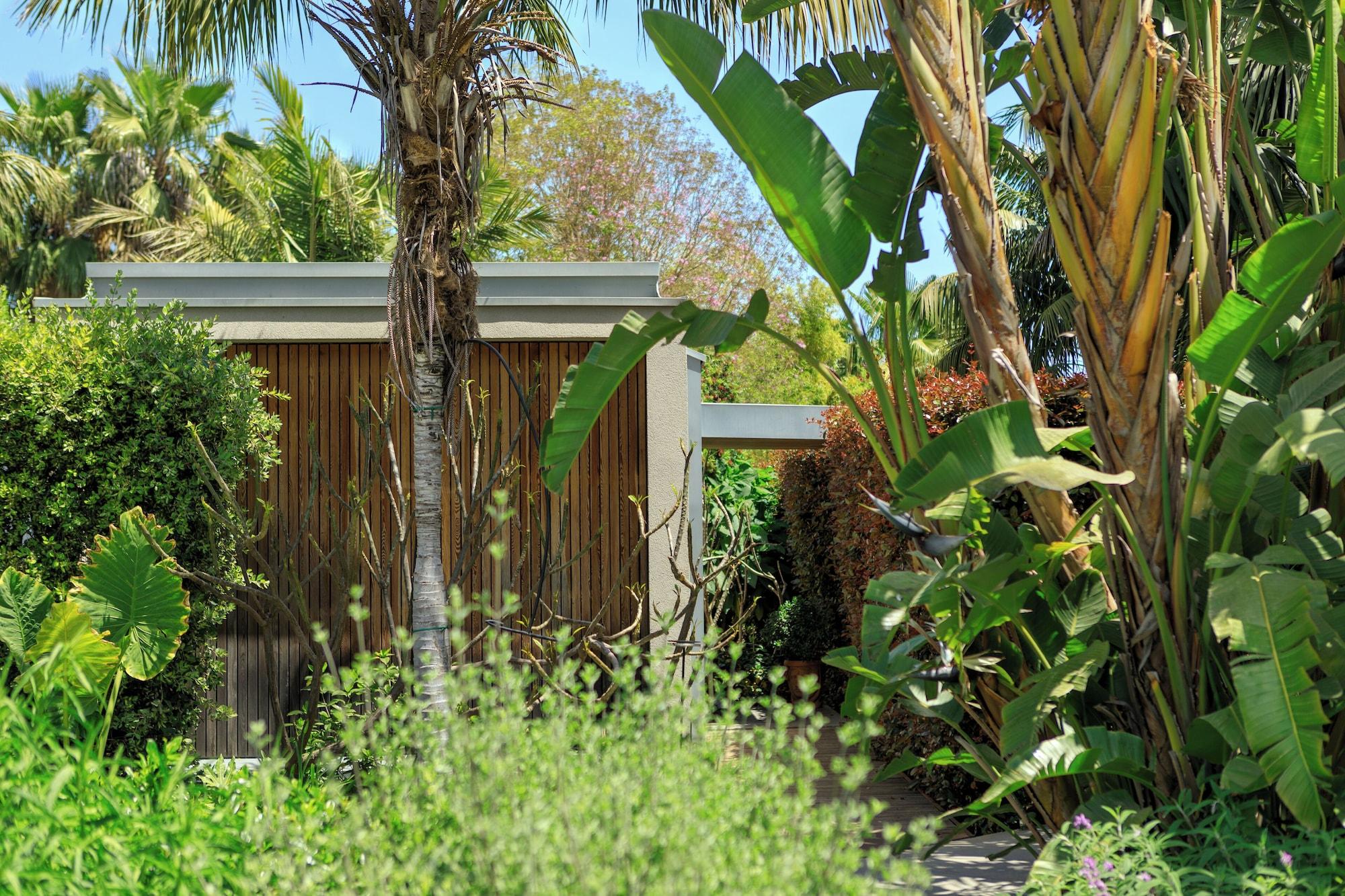 Vista Exterior Donna Carmela