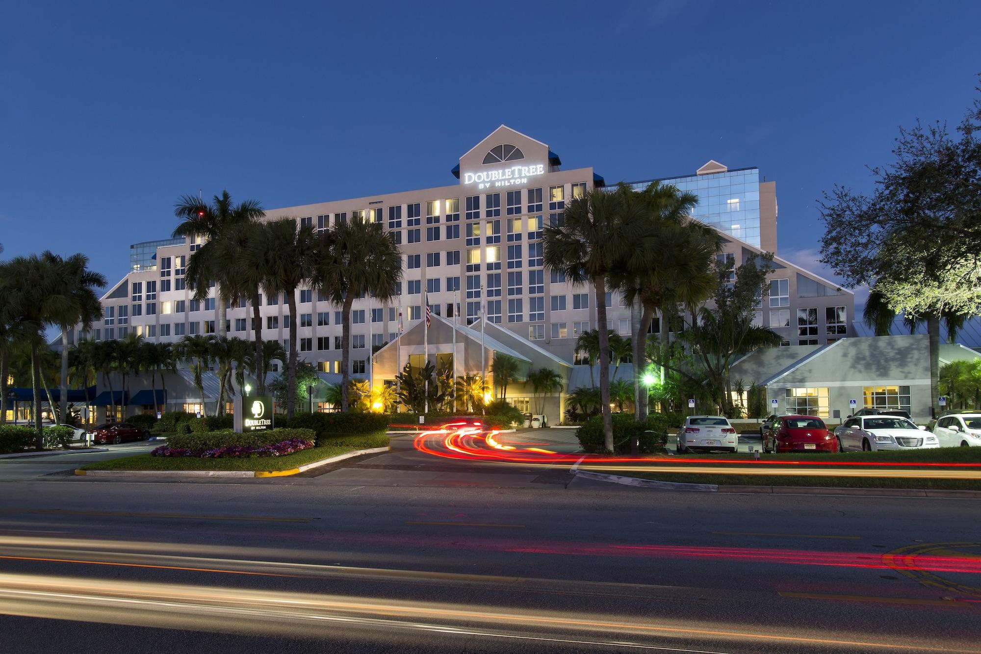 Vista Exterior DoubleTree by Hilton Deerfield Beach Boca Raton