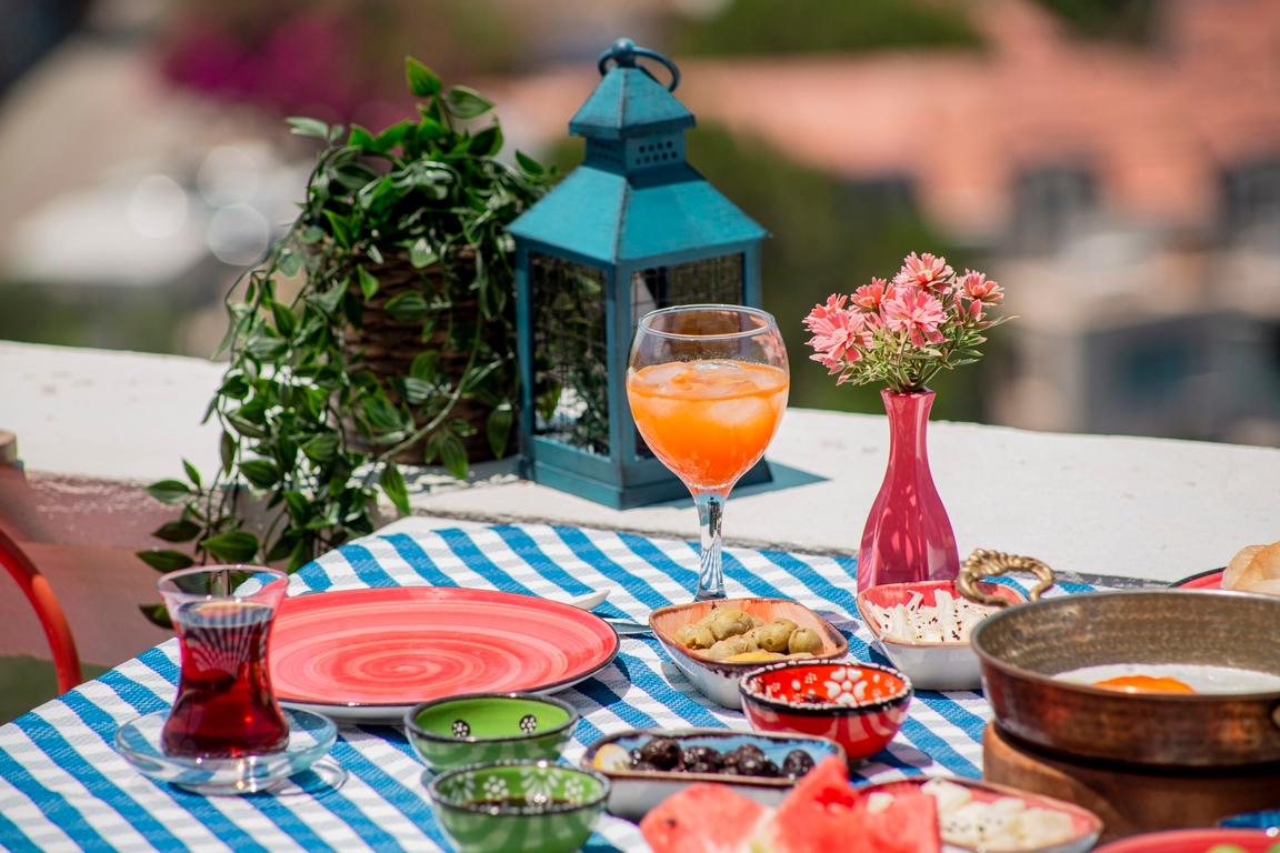 Varios Düsler Evim Kas