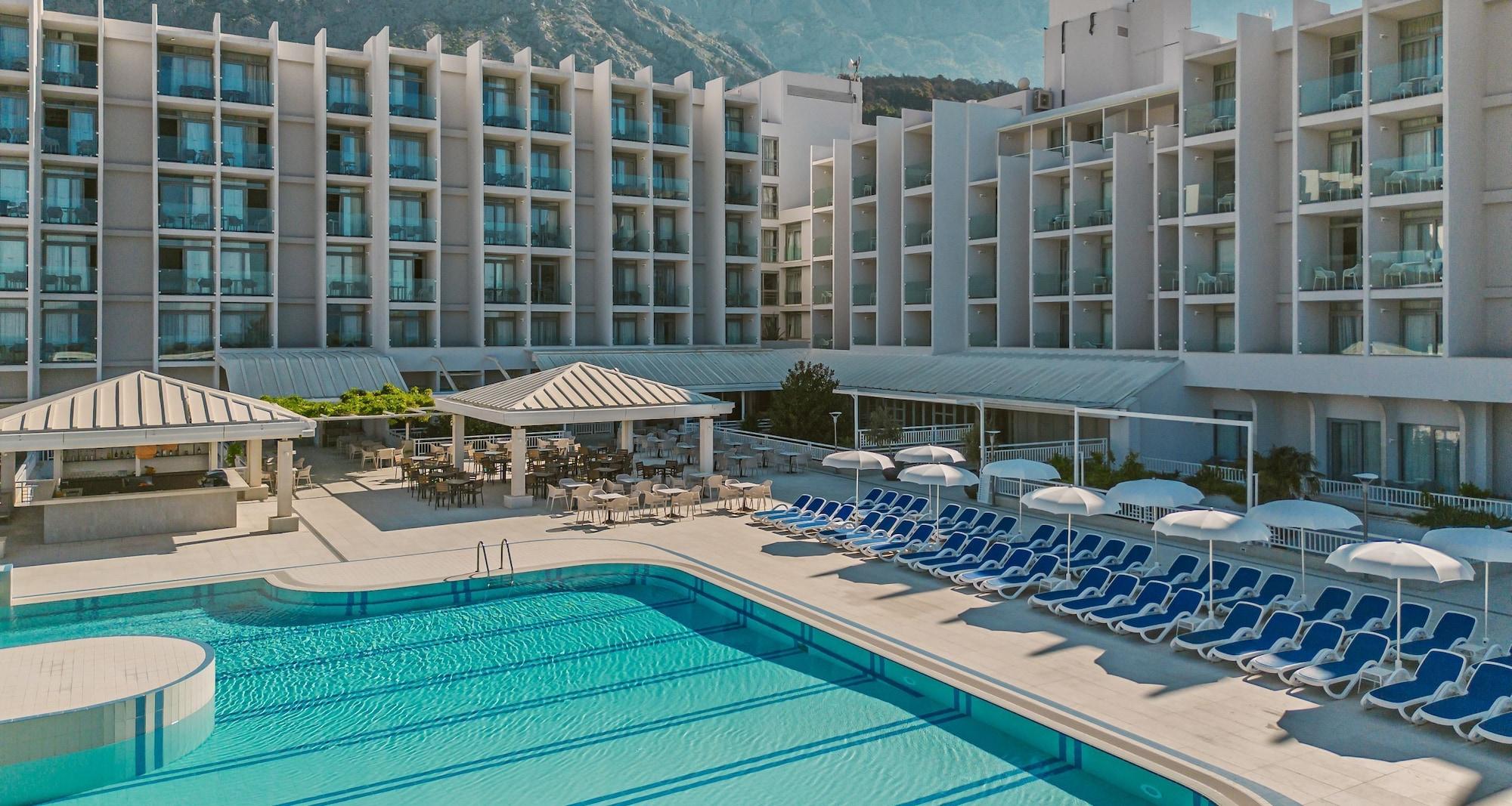 Vista Exterior Bluesun Hotel Alga