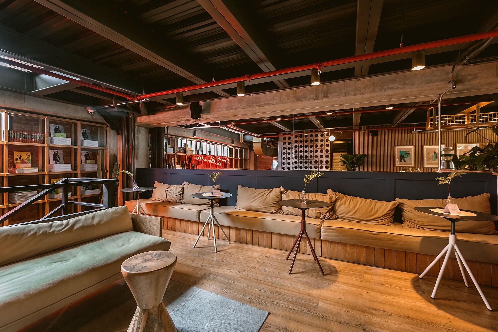 Vista Lobby The Somos Beats Hotel & Rooftop