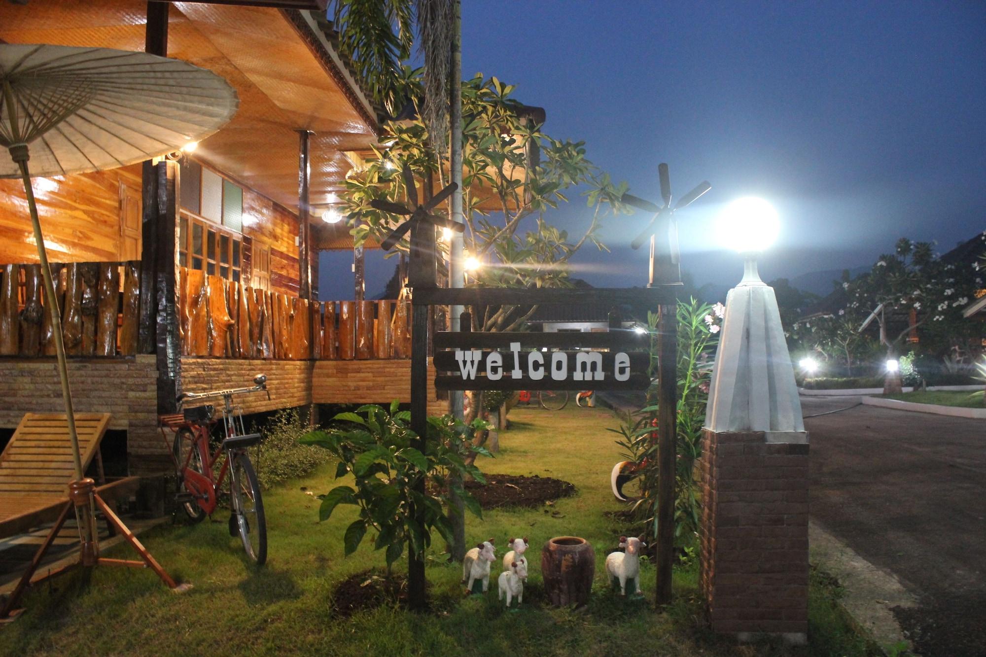 Vista Exterior Phupha Inn Resort