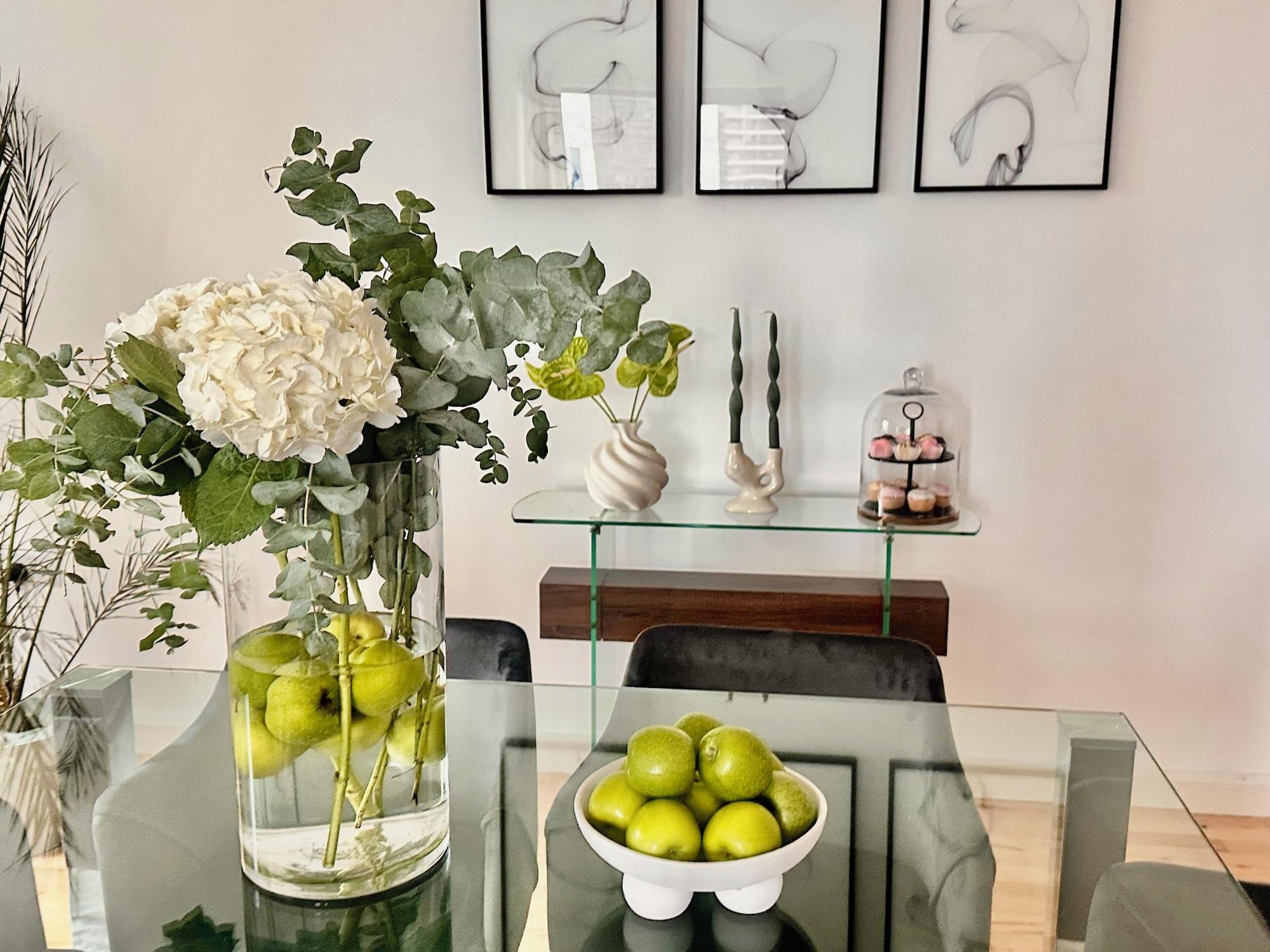 Vista Lobby H&K Ventures LTD