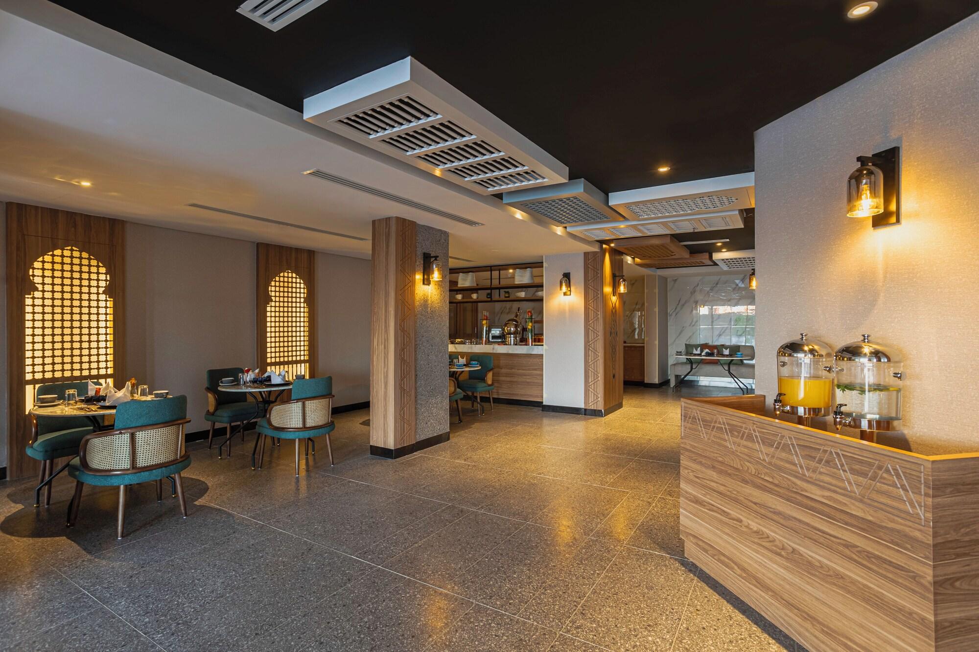 Restaurant Ewaa Express Hotel-Al Shati