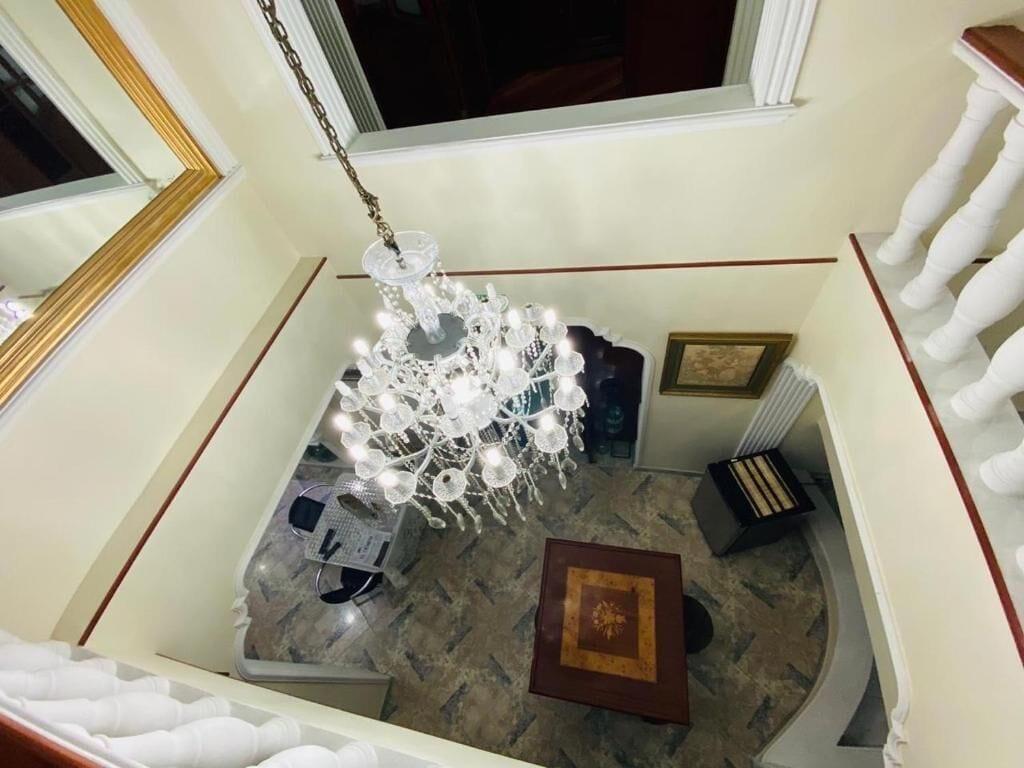 Vista Lobby Hotel L & L Mansión