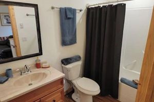 Alojamiento - Bitterroot Paradise 1 BR Guesthouse