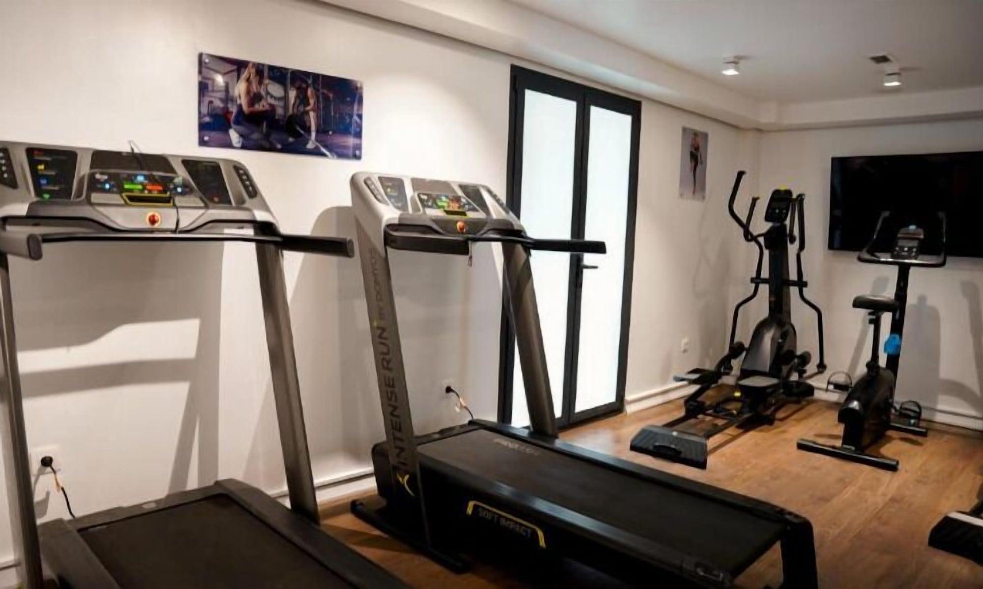 Gimnasio Atlantis Alger Air De France