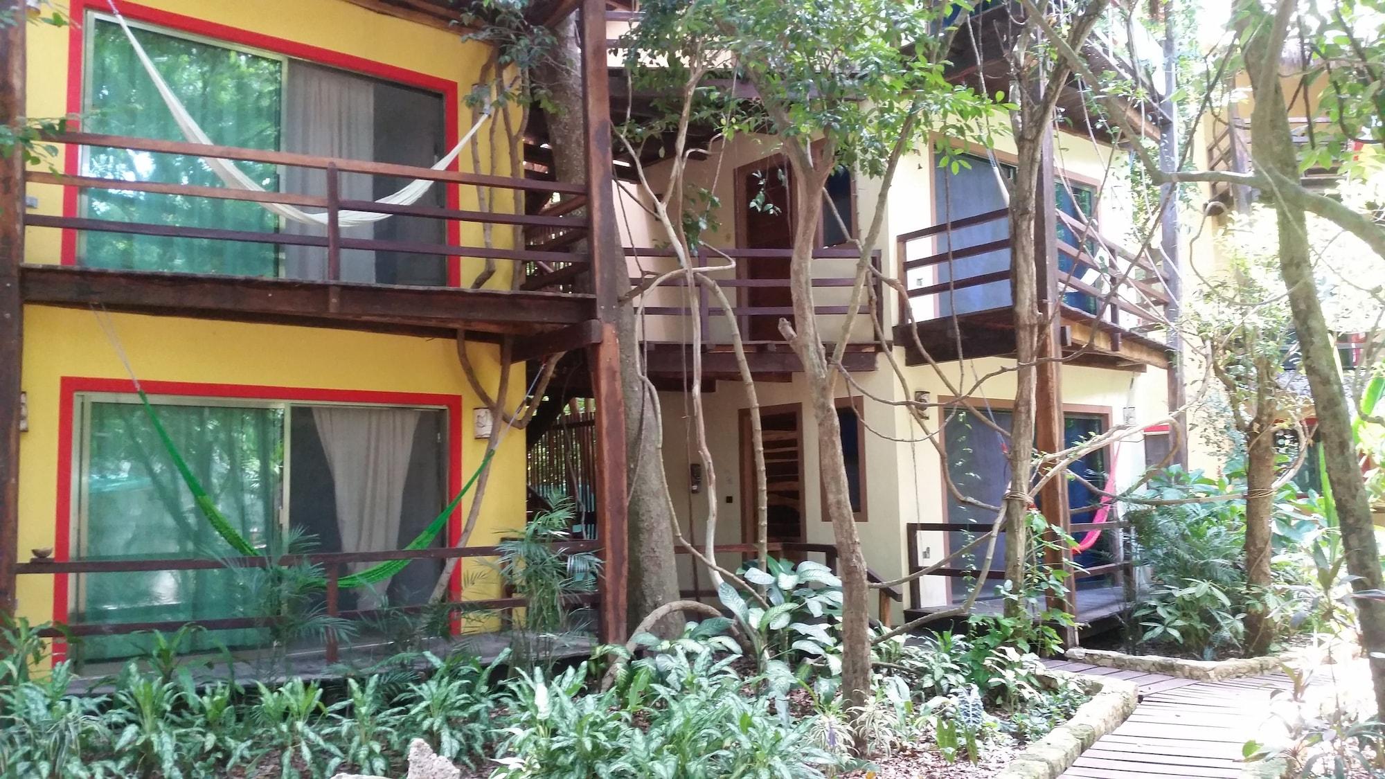 Vista Exterior Dolce Caribe B&B