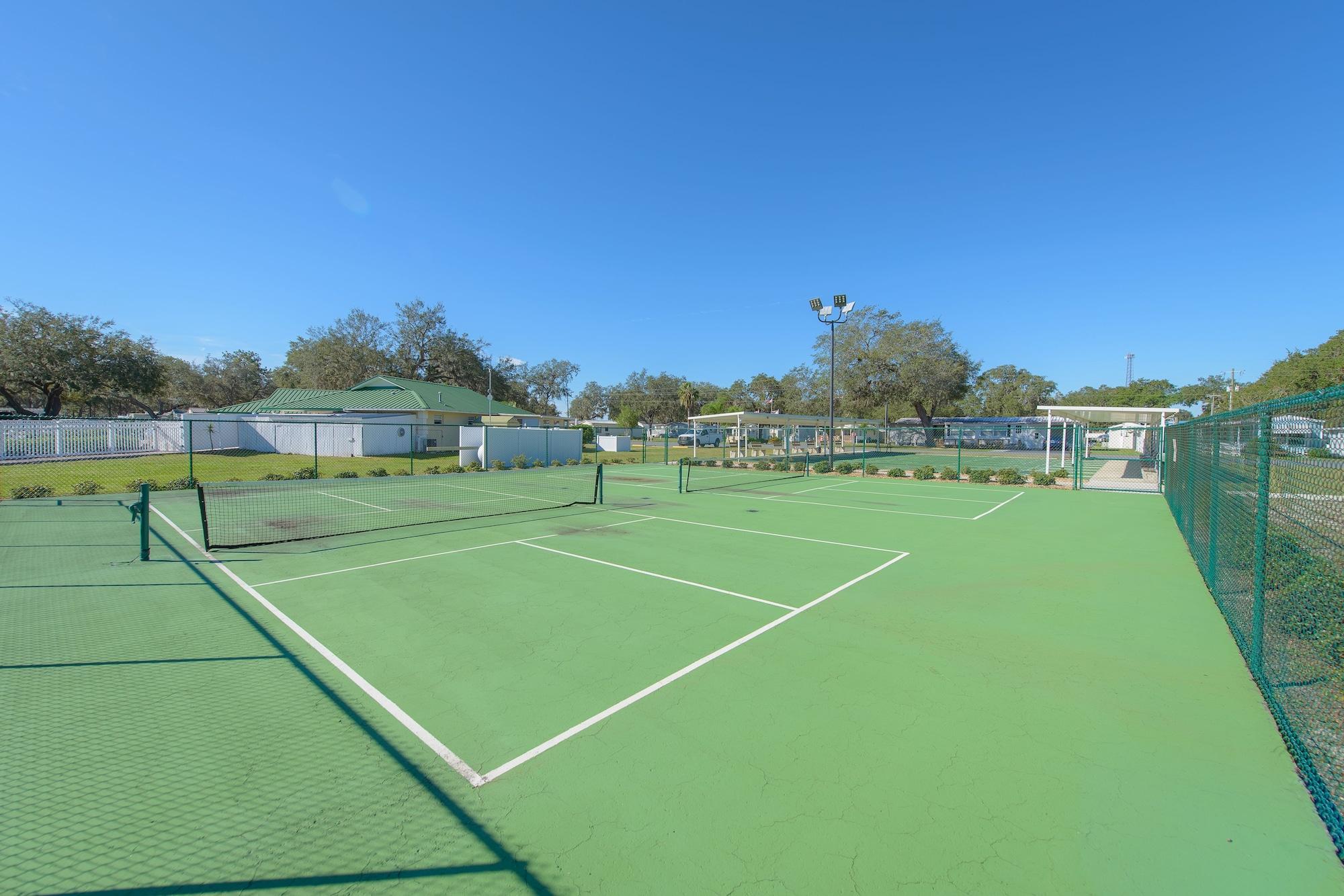 Instalaciones Recreativas Red Oaks